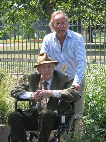 Sir Donald Sinden at Hampton Court Flower Show 2013