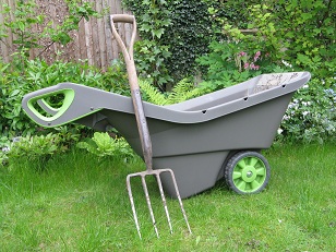 The realbarrow has a deep capacity and tidy profile