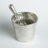 _detailpewter_flower_pot_with_trowel_spoon_Uk_made_gardeners_gifts