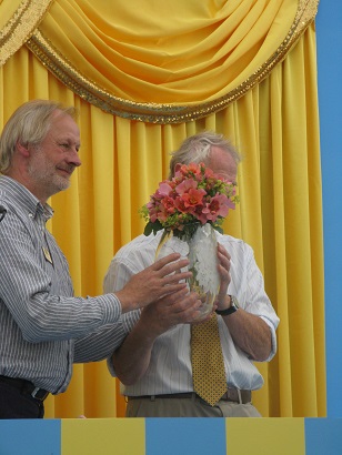 The proper prize, Rose of the Year 2015, Hampton Court Flower Show 2014