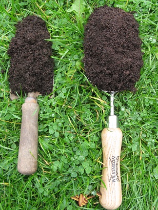 A useful garden tool I didn't know I needed (Weeding the Web)
