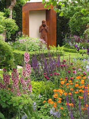 Morgan Stanley Healthy Cities garden, by Chris Beardshaw, Trust sculpture, Chelsea Flower Show 2015