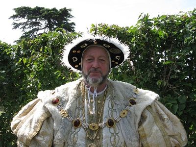 Henry VIII in RHS Anniversary Maze, 2015