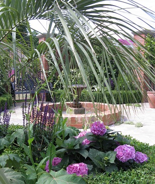 Courtyard garden, Great Gardens of the USA Charleston, RHS Hampton Court 2015